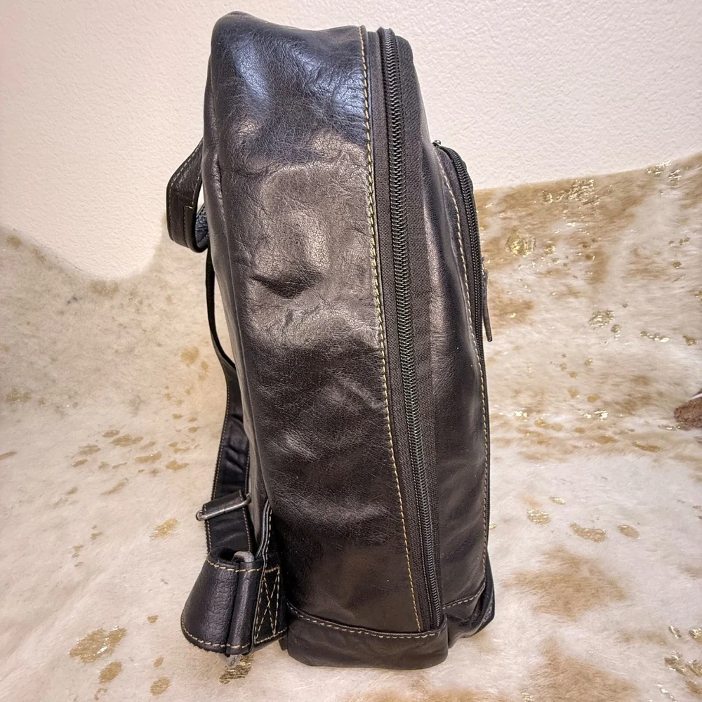 Jack Georges Voyager Backpack - Full-grain Buffalo Leather (Back also) - Black